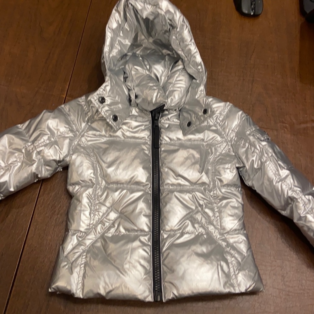 Brand new metallic silver S13 girls jacket size 4 with removable hood!